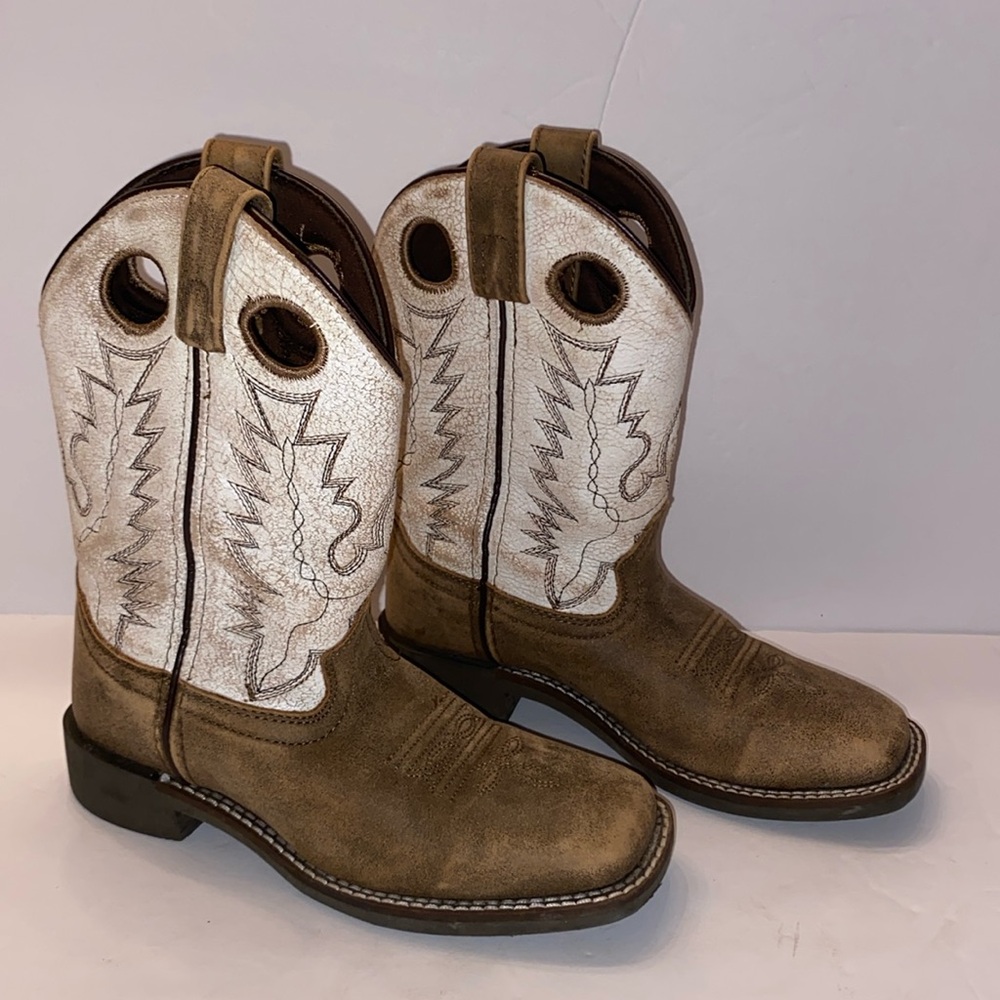 CODY JAMES Cowboy Boots, in Great Condition, Size: 2D